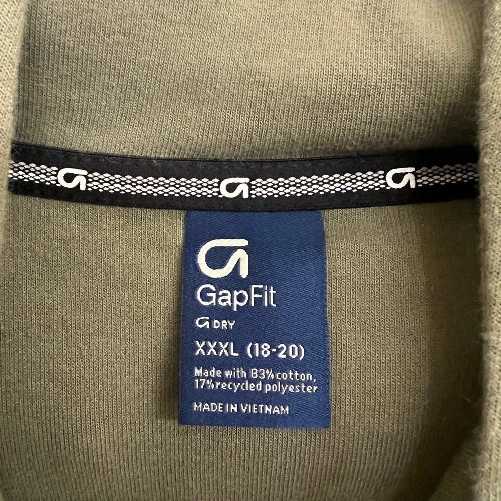 GapFit Tech Hoodie in Olive Green, Boys Size‎ XXXL (18-20)